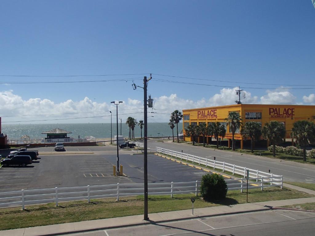 Regency Inn Motel By The Beach Corpus Christi Exterior foto